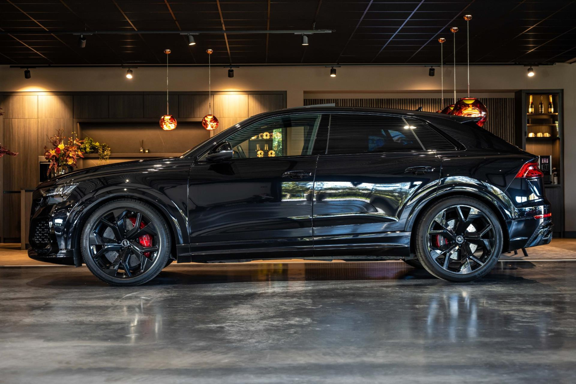 Audi RSQ8 4.0 TFSI Quattro, 600 PK, Keramiek, B&O, Massage/Ventilatie, Pano/Dak, Top/View, Trekhaak, Adapt/Cruise, 23''Rotor/Zwart 47869079-1.jpg | MorgenInternet B.V.