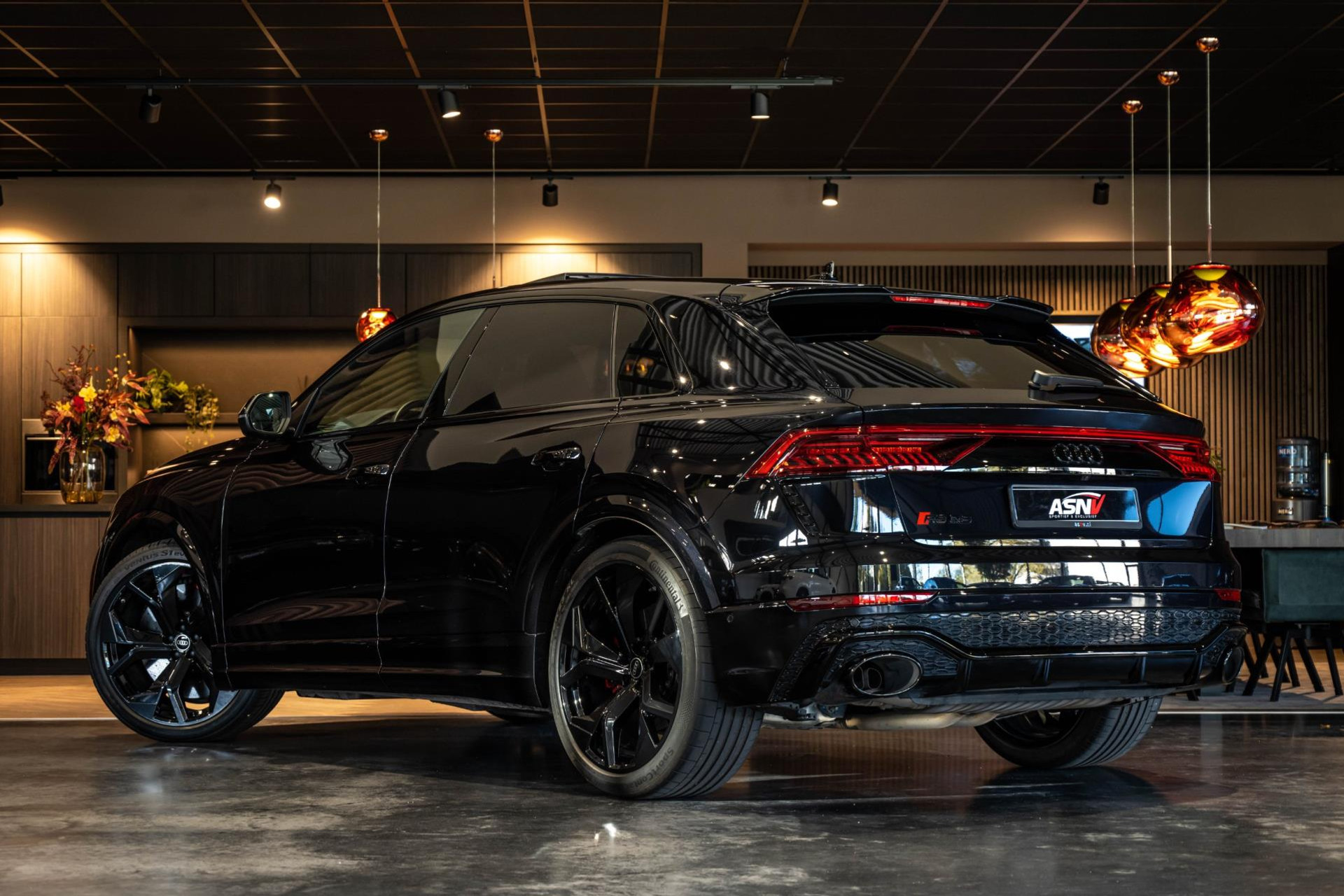 Audi RSQ8 4.0 TFSI Quattro, 600 PK, Keramiek, B&O, Massage/Ventilatie, Pano/Dak, Top/View, Trekhaak, Adapt/Cruise, 23''Rotor/Zwart 47869079-2.jpg | MorgenInternet B.V.