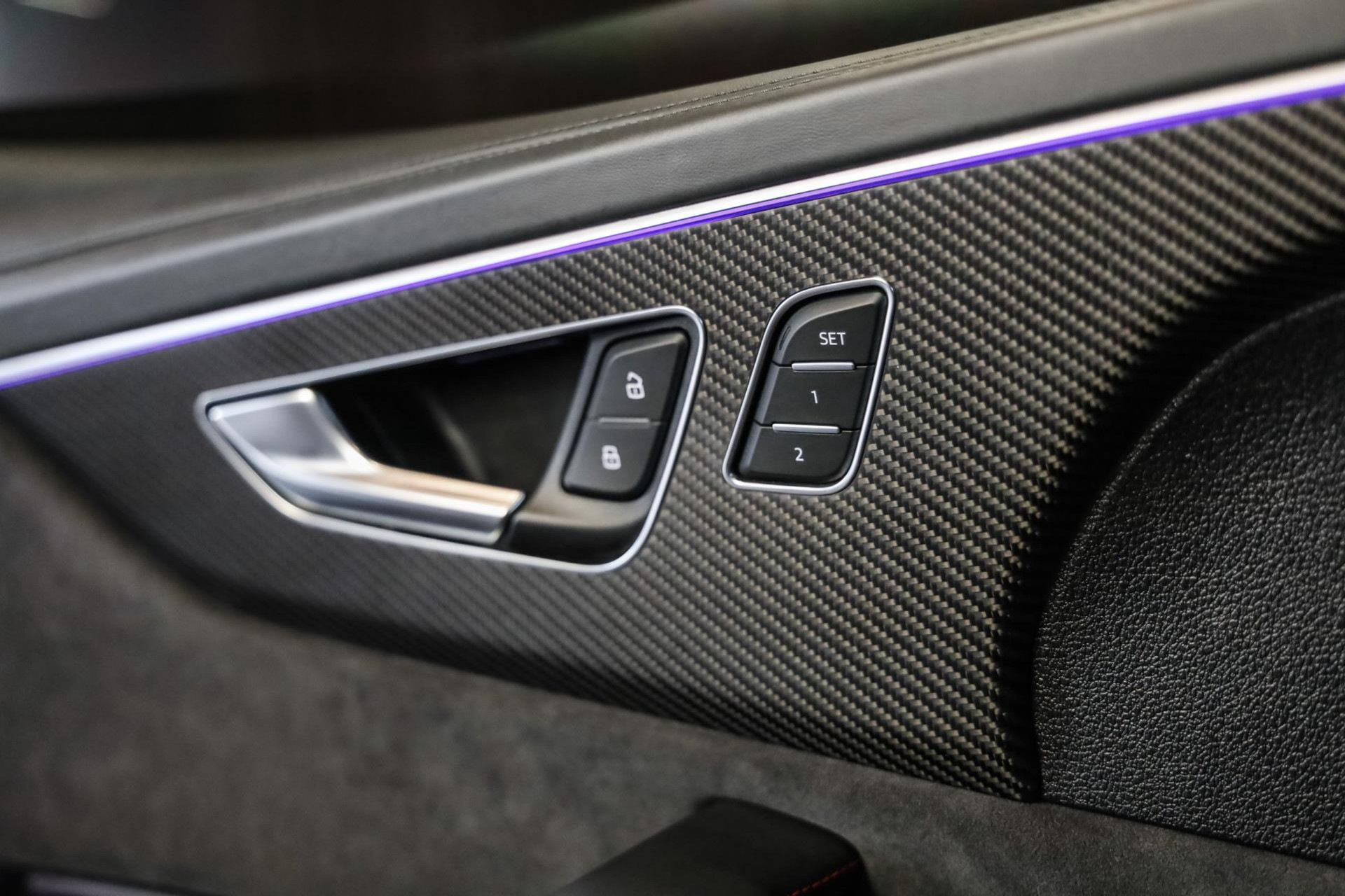 Audi RSQ8 4.0 TFSI Quattro, 600 PK, Keramiek, B&O, Massage/Ventilatie, Pano/Dak, Top/View, Trekhaak, Adapt/Cruise, 23''Rotor/Zwart 47869079-28.jpg | MorgenInternet B.V.