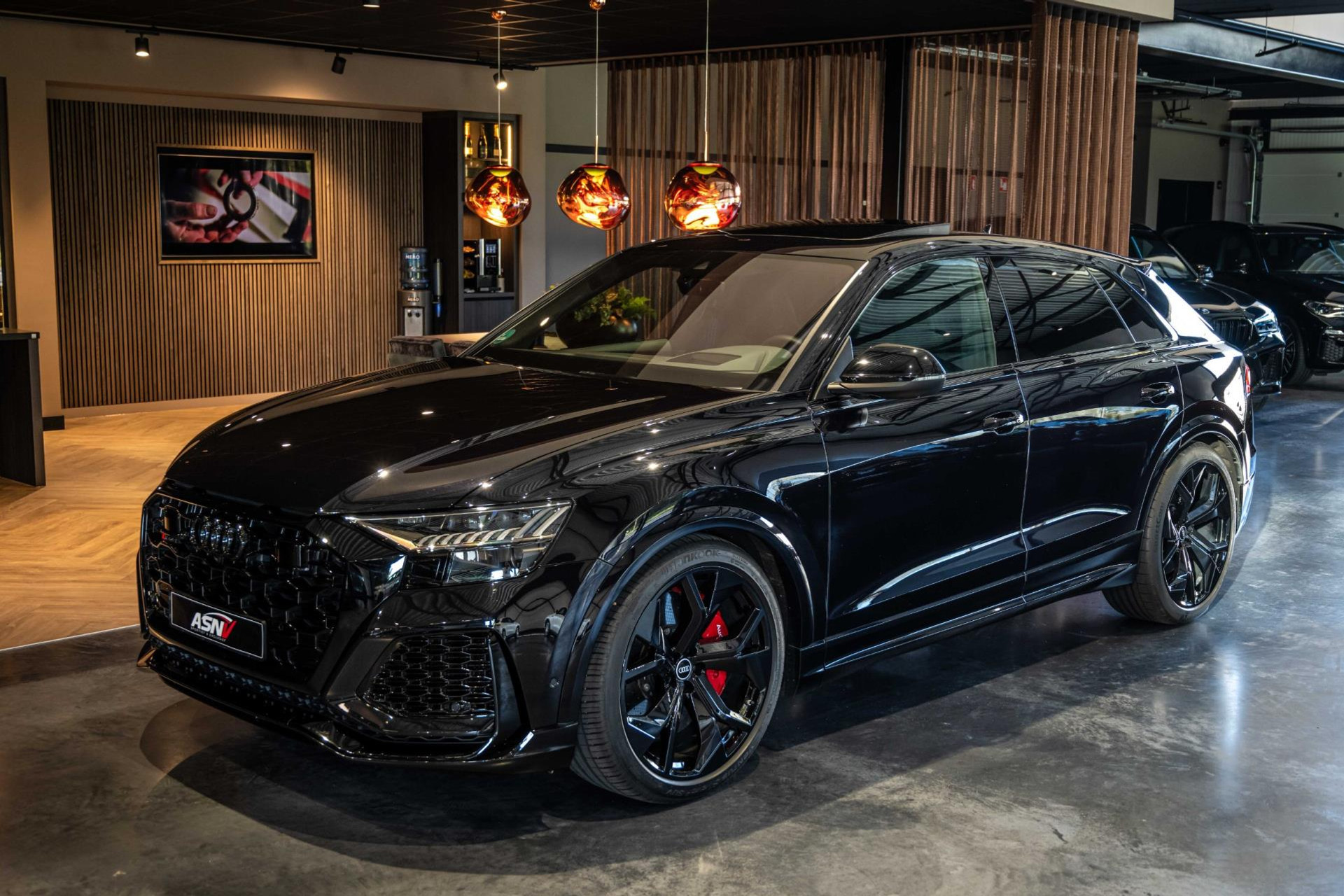 Audi RSQ8 4.0 TFSI Quattro, 600 PK, Keramiek, B&O, Massage/Ventilatie, Pano/Dak, Top/View, Trekhaak, Adapt/Cruise, 23''Rotor/Zwart 47869079-33.jpg | MorgenInternet B.V.